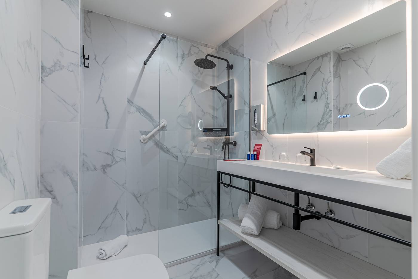 Ramada-Resort-by-Wyndham-Puerto-de-Mazarron-Room-50