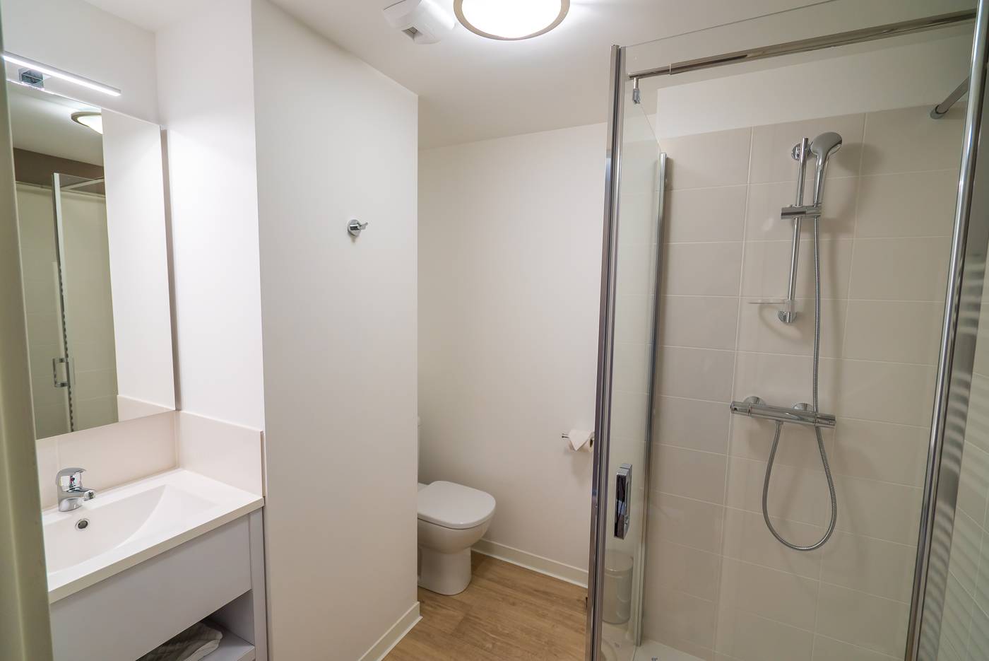 All-Suites-Choisy-Le-Roi-Room-28