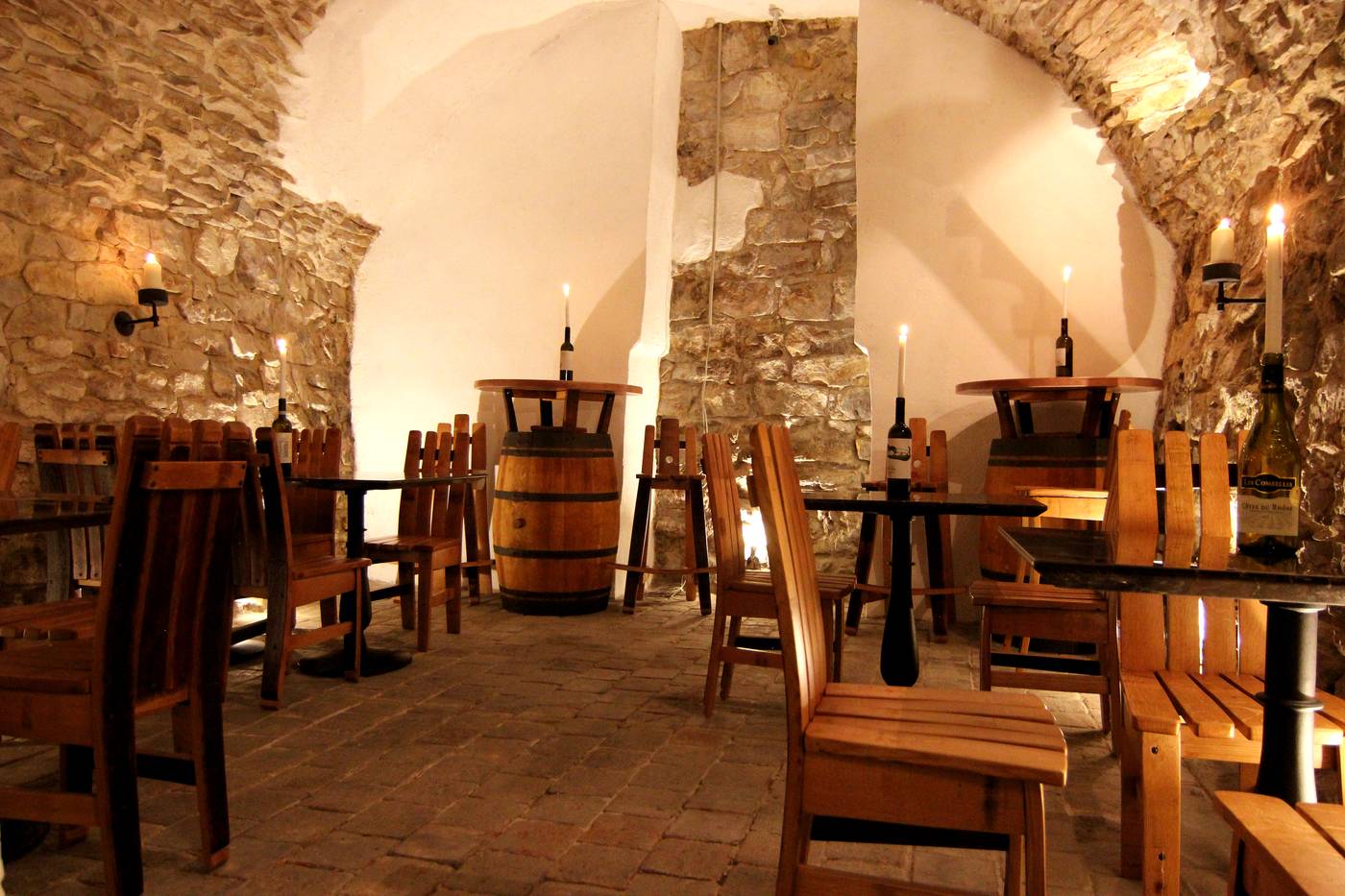 The-Dominican-Bar-32