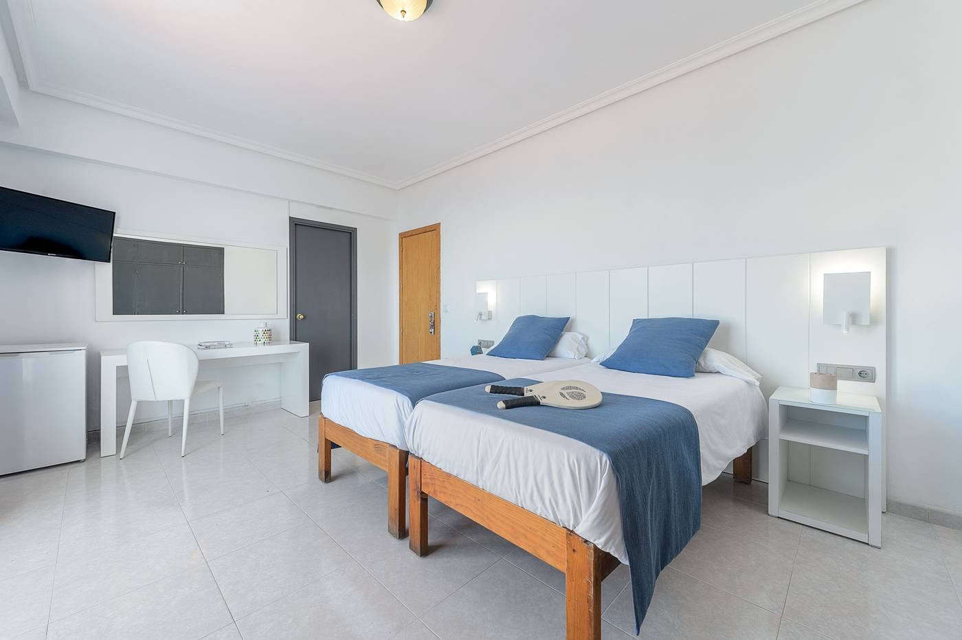 Central-Playa-Room-8