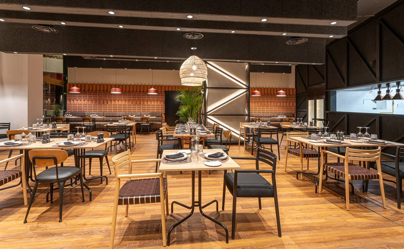 Mediterranean-Palace-Hotel-Restaurant-27