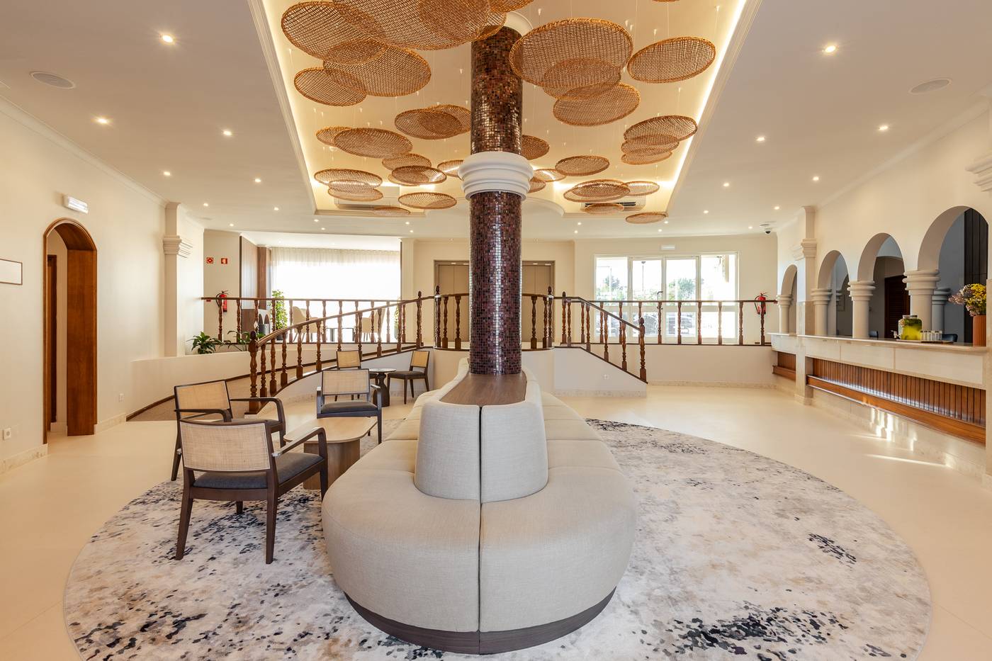 Belavista-Da-Luz-Lobby-56