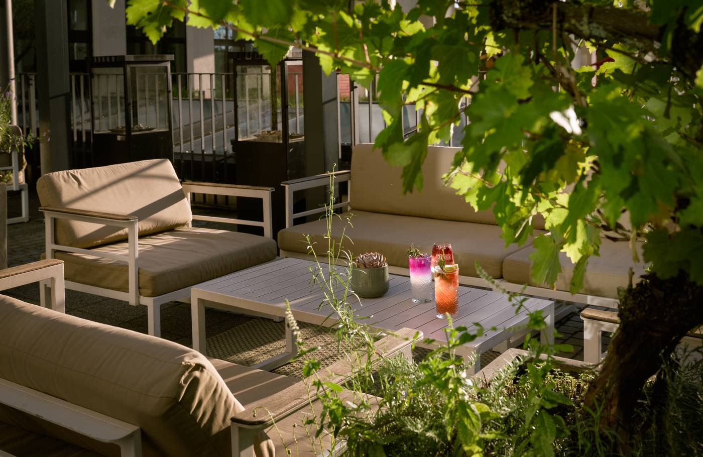 Leonardo-Royal-Hotel-Munich-Terrace-53