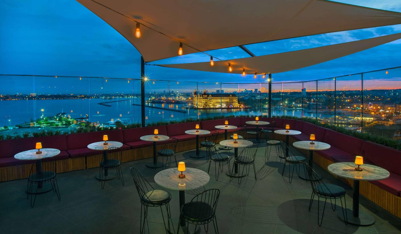 DoubleTree-by-Hilton-Hotel-Istanbul---Moda-General-view-51