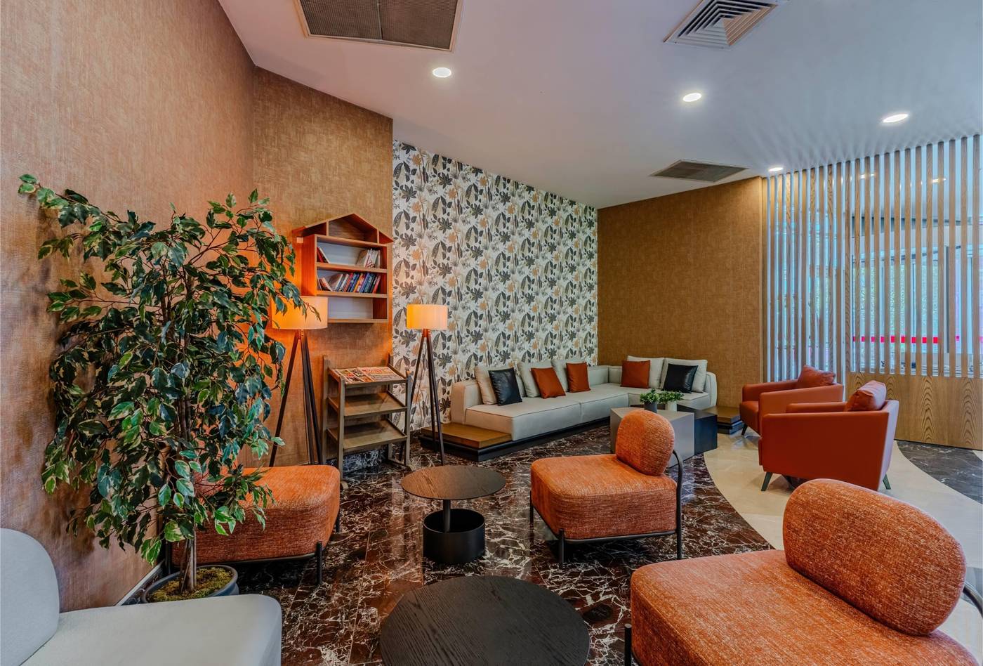 Ramada-Plaza-Izmir-Lobby-64