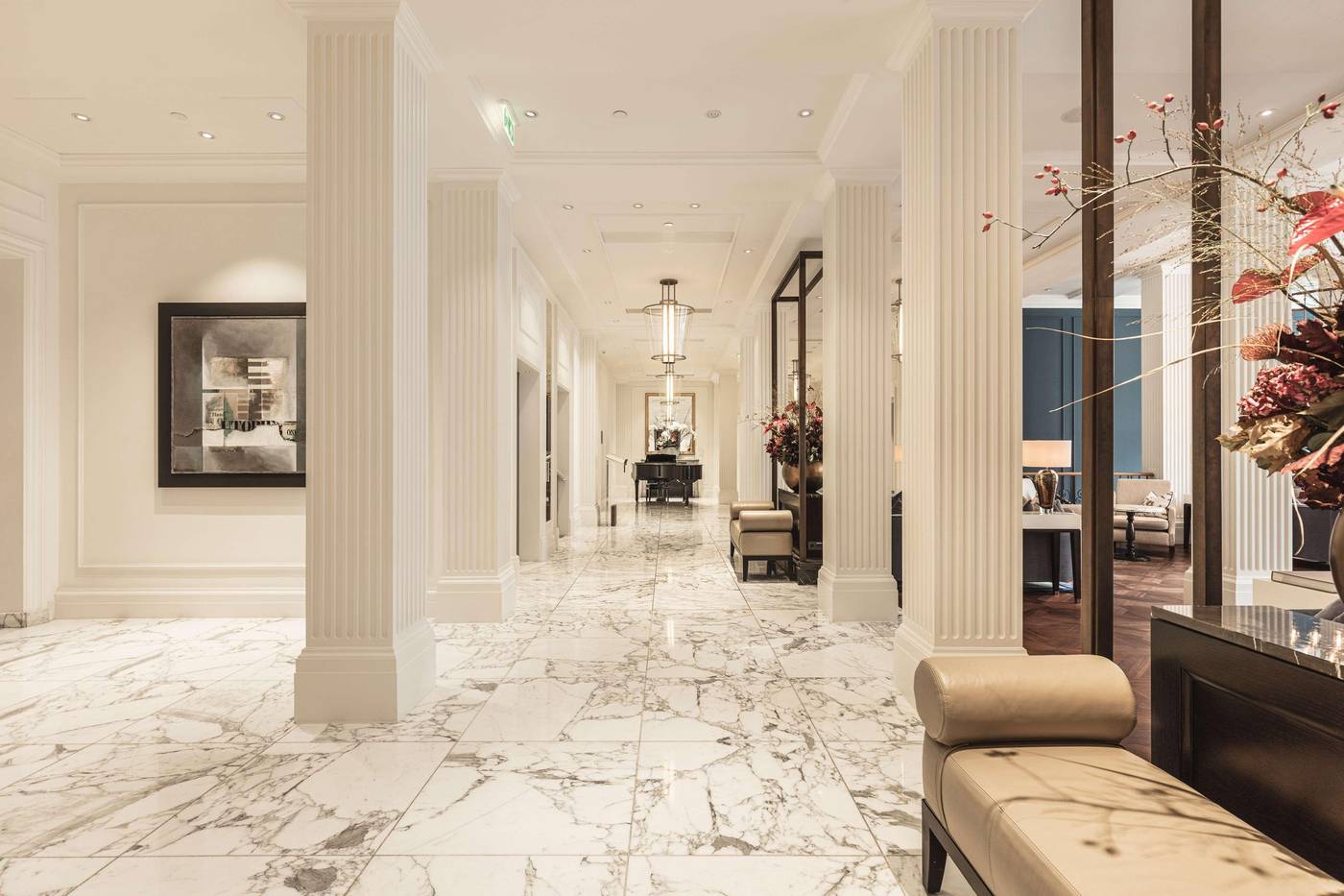 Waldorf-Astoria-Amsterdam-Lobby-8