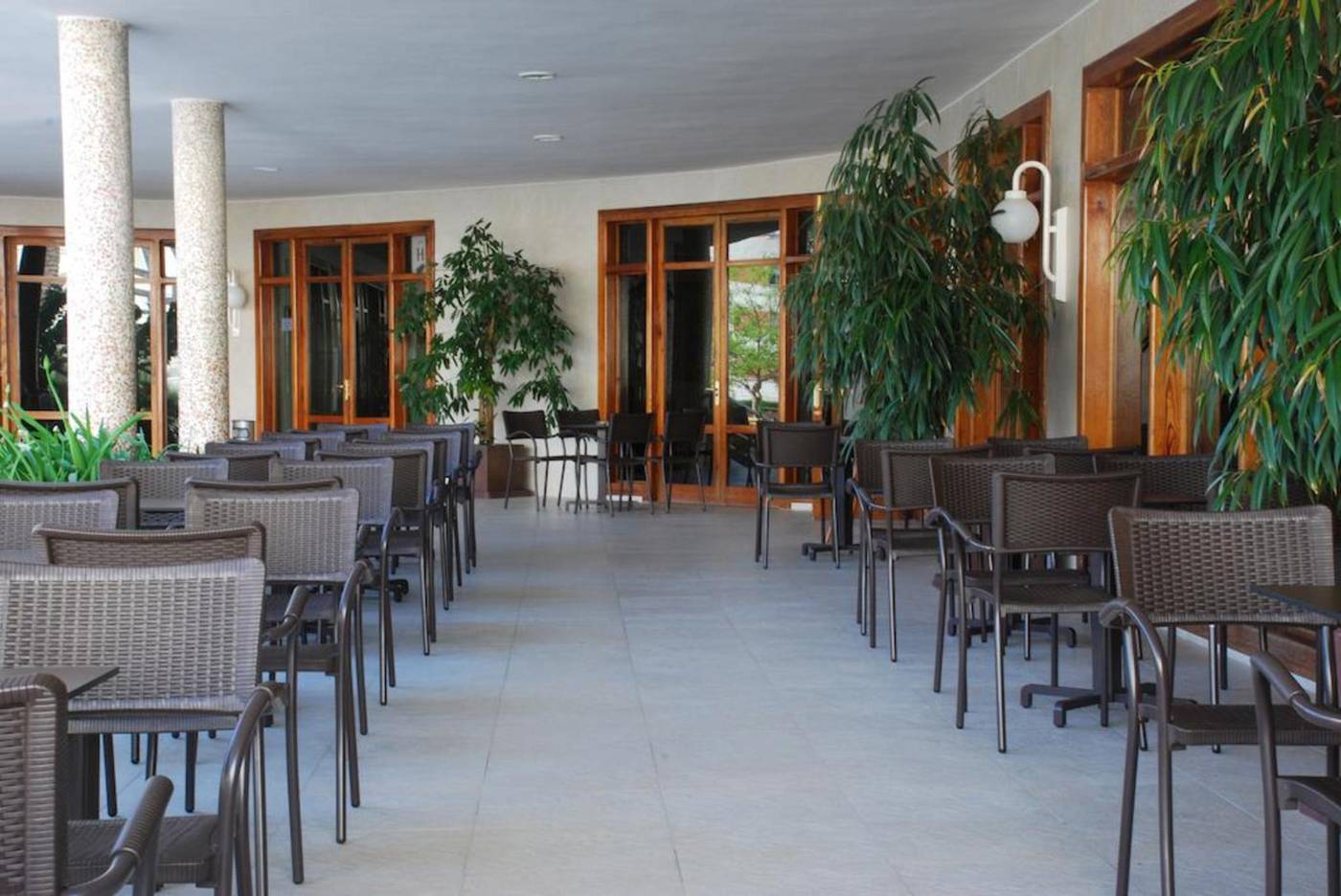 Los-Robles-Terrace-20