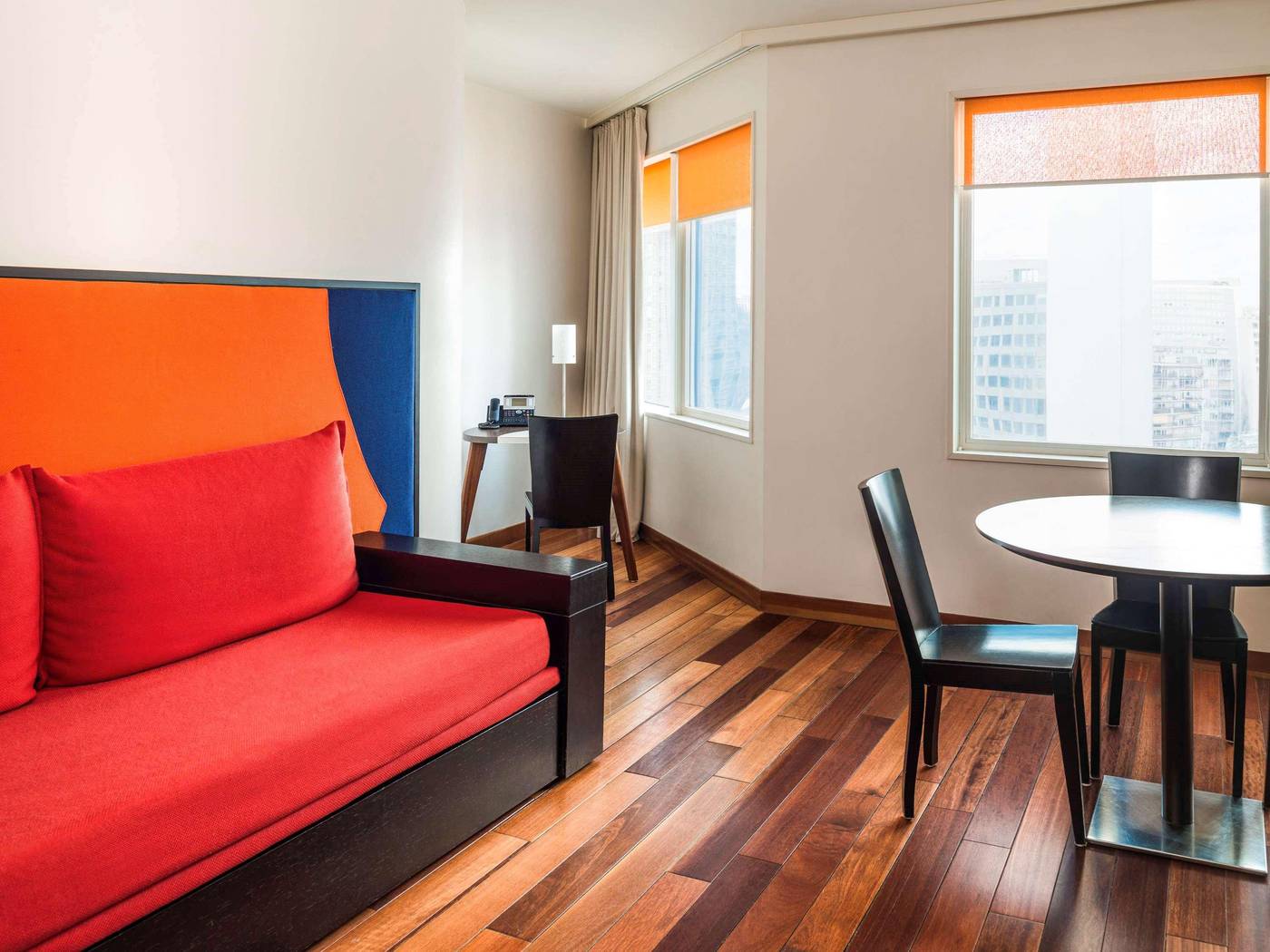 Adagio-Paris-Tour-Eiffel-Room-42