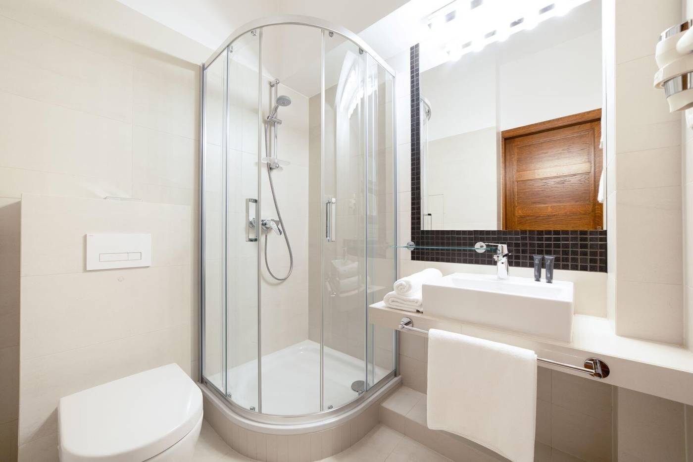 Portal-House-Apartments-Room-49