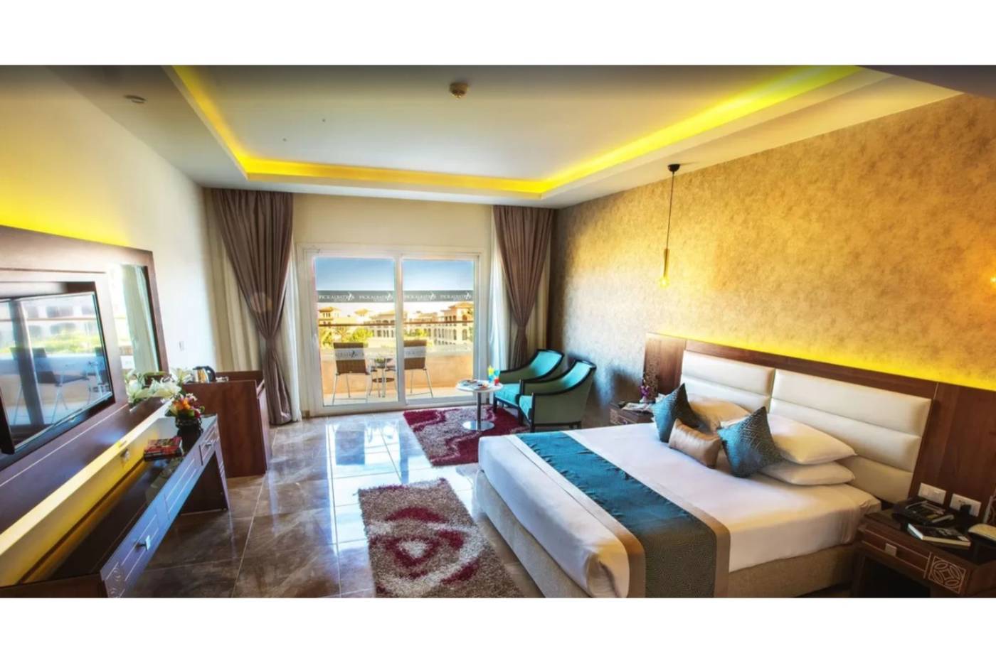 Pickalbatros-Royal-Moderna-Room-30