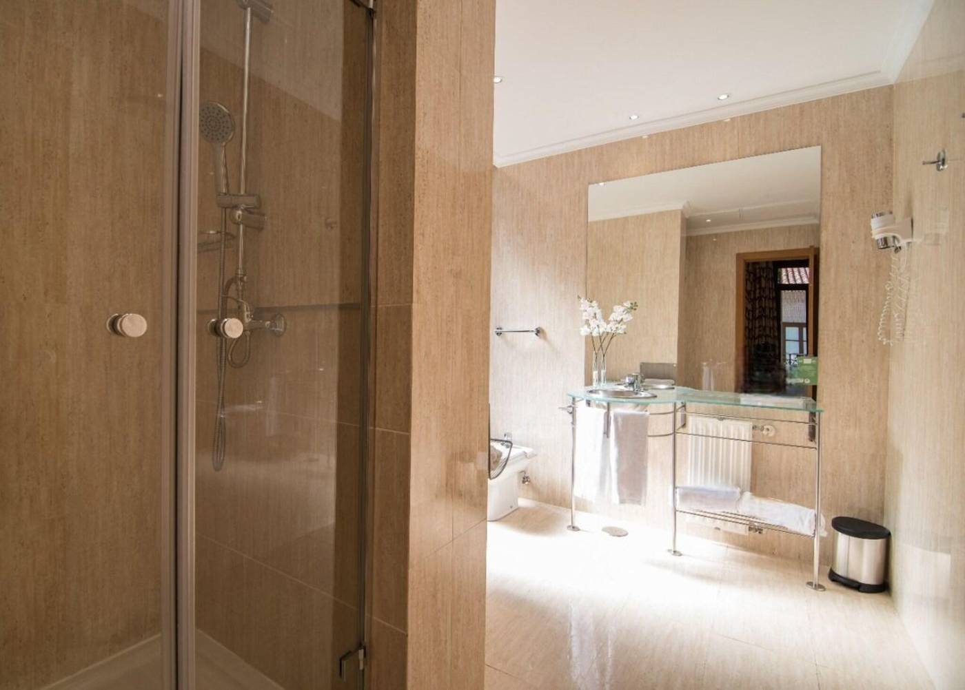 Petit-Palace-Preciados-Room-37