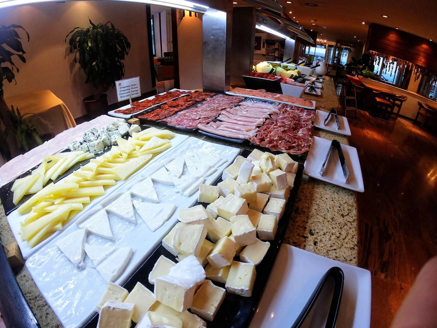 Bajondillo-Restaurant-37