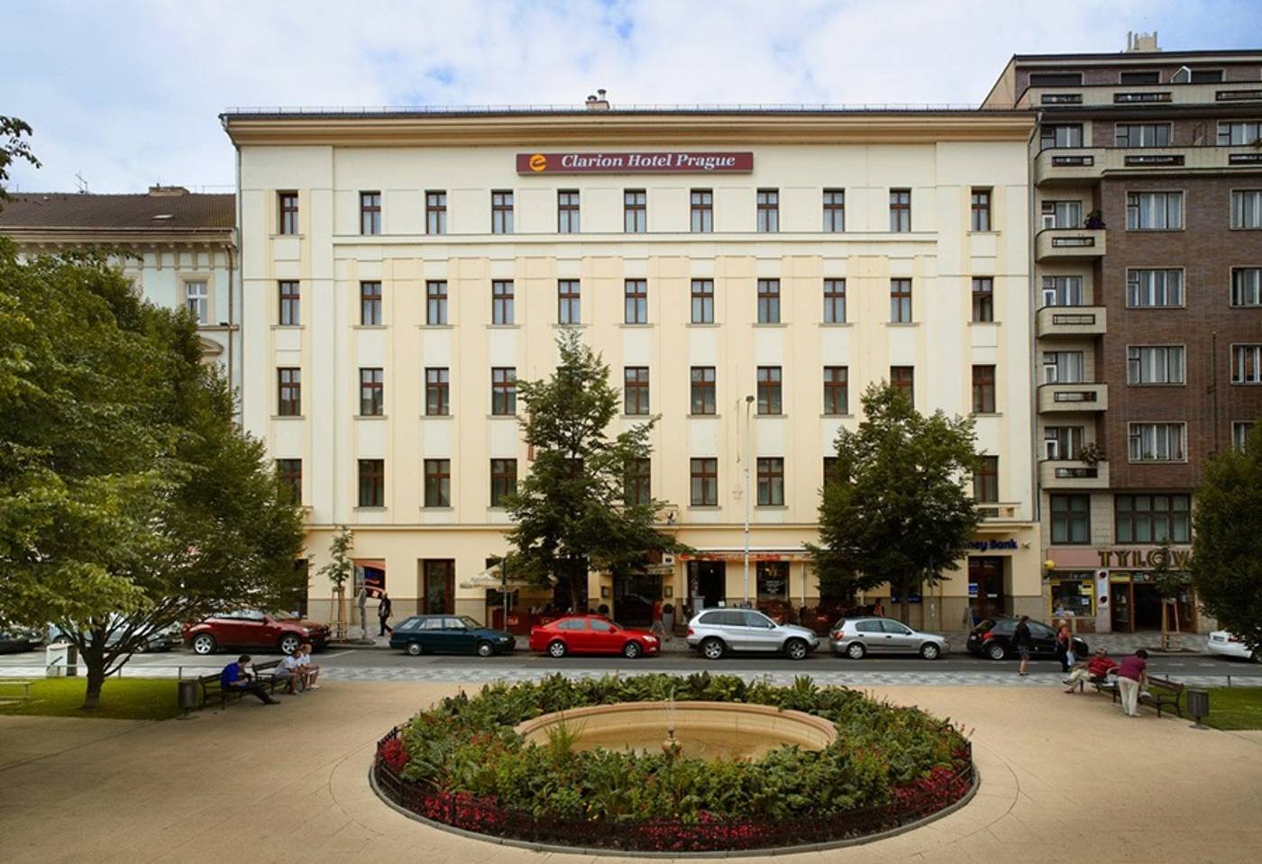 Clarion-Hotel-Prague-City-General-view-4