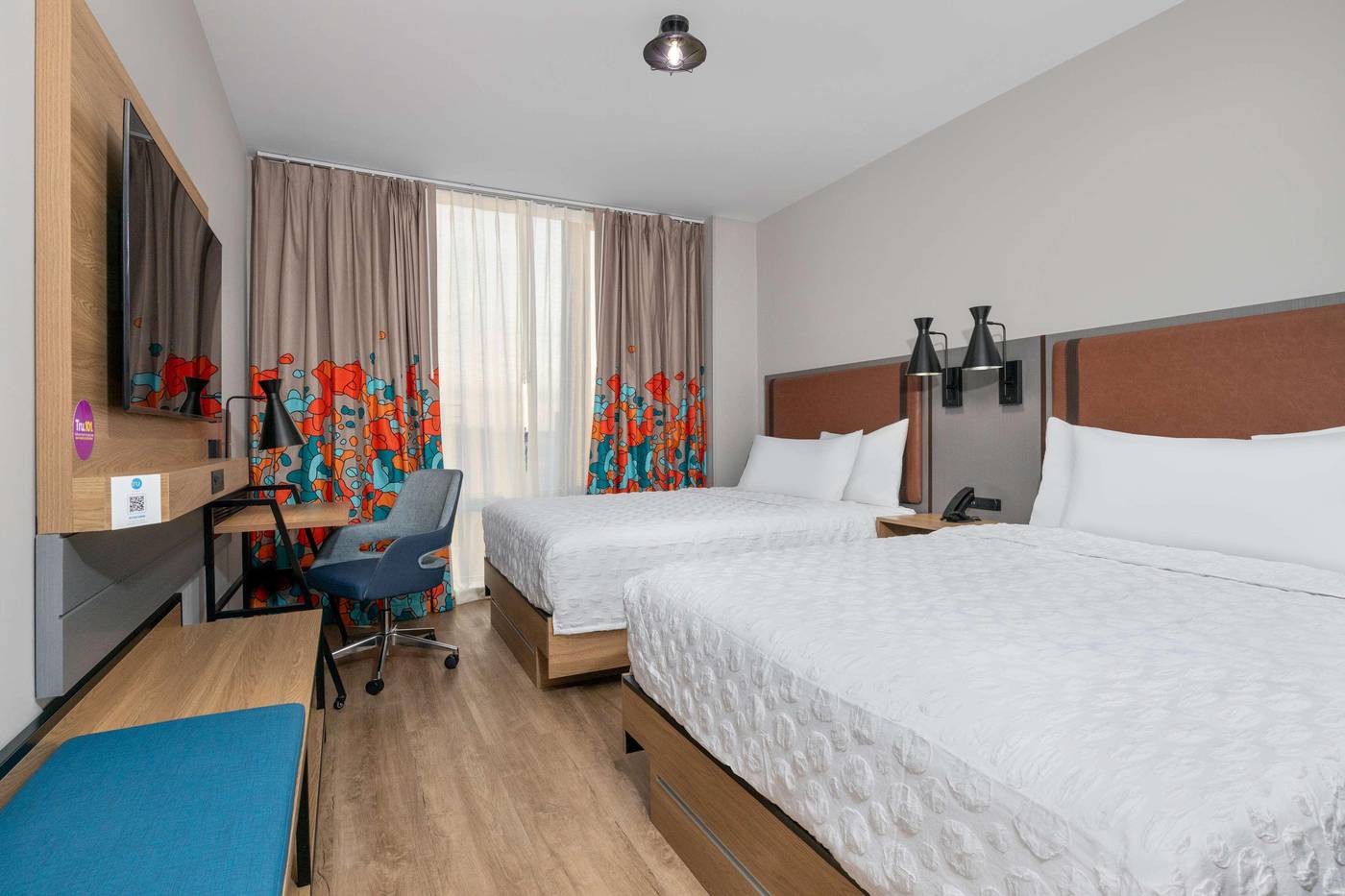 Tru-By-Hilton-Brooklyn-Room-22