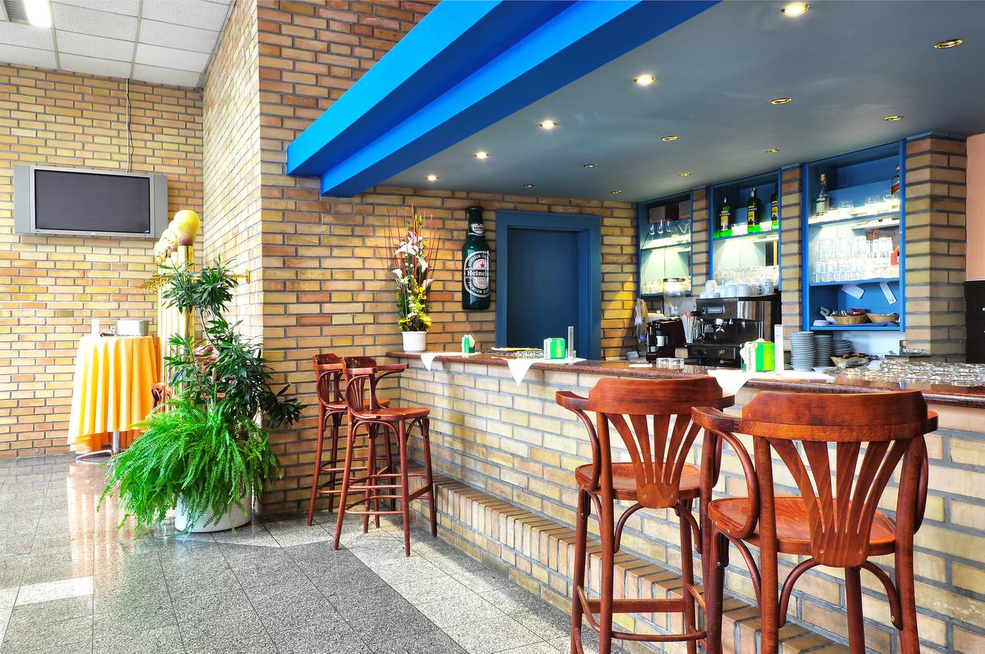 Olympik-Artemis-Bar-4