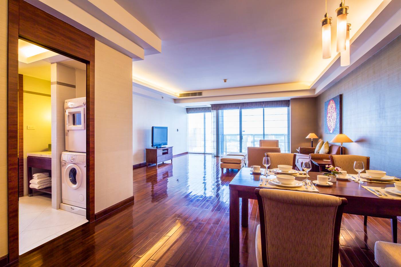 Column-Bangkok-Room-34