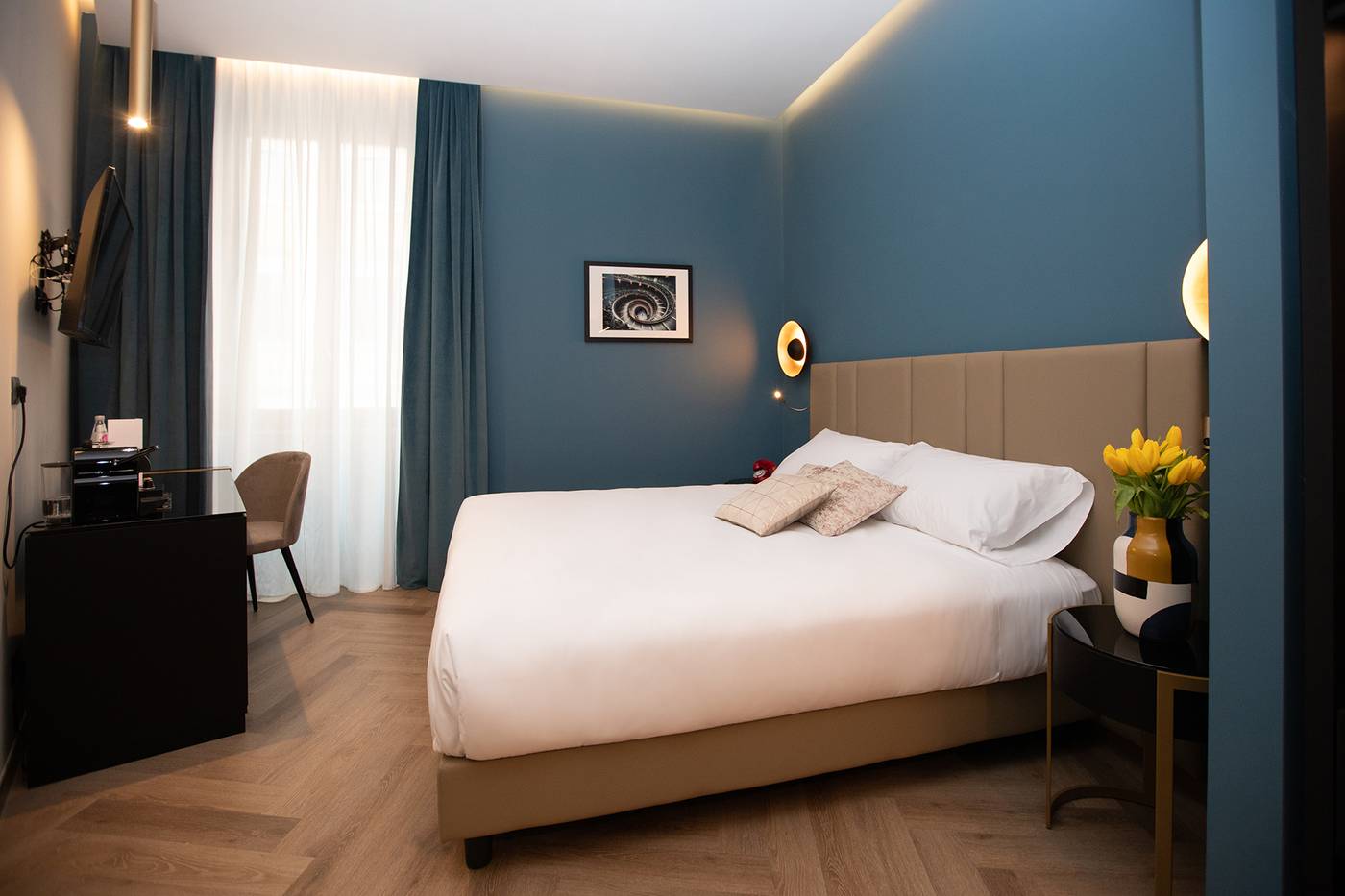 The-Major-Hotel-Room-8