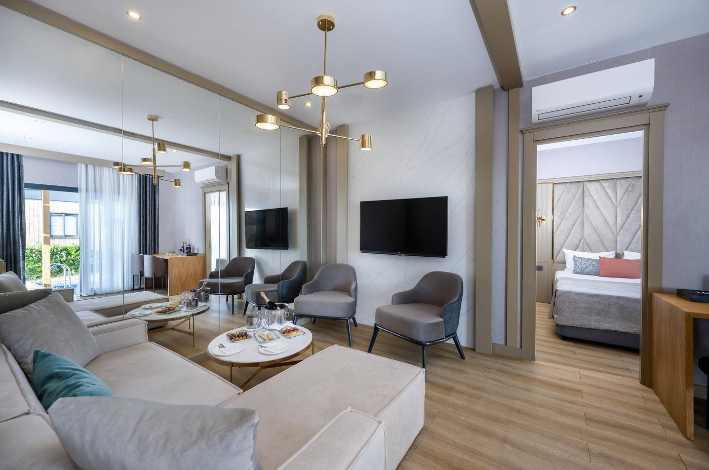 Nashira-Resort-Hotel---Aqua-Spa-Room-35