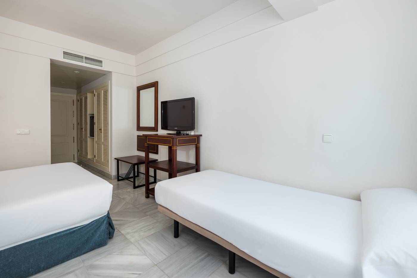 Guadacorte-Park-Room-41