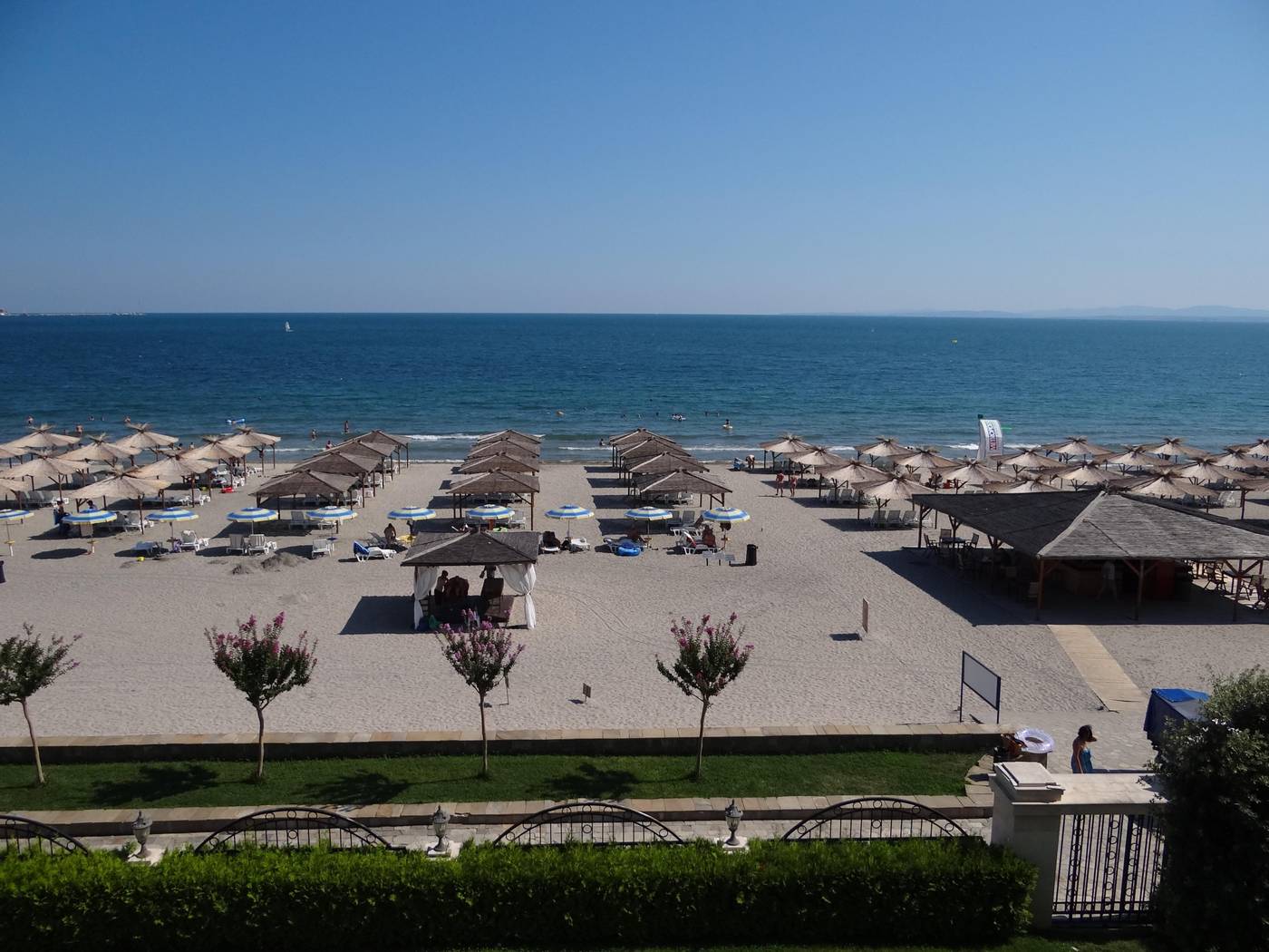 Sunset-Resort-Beach-17