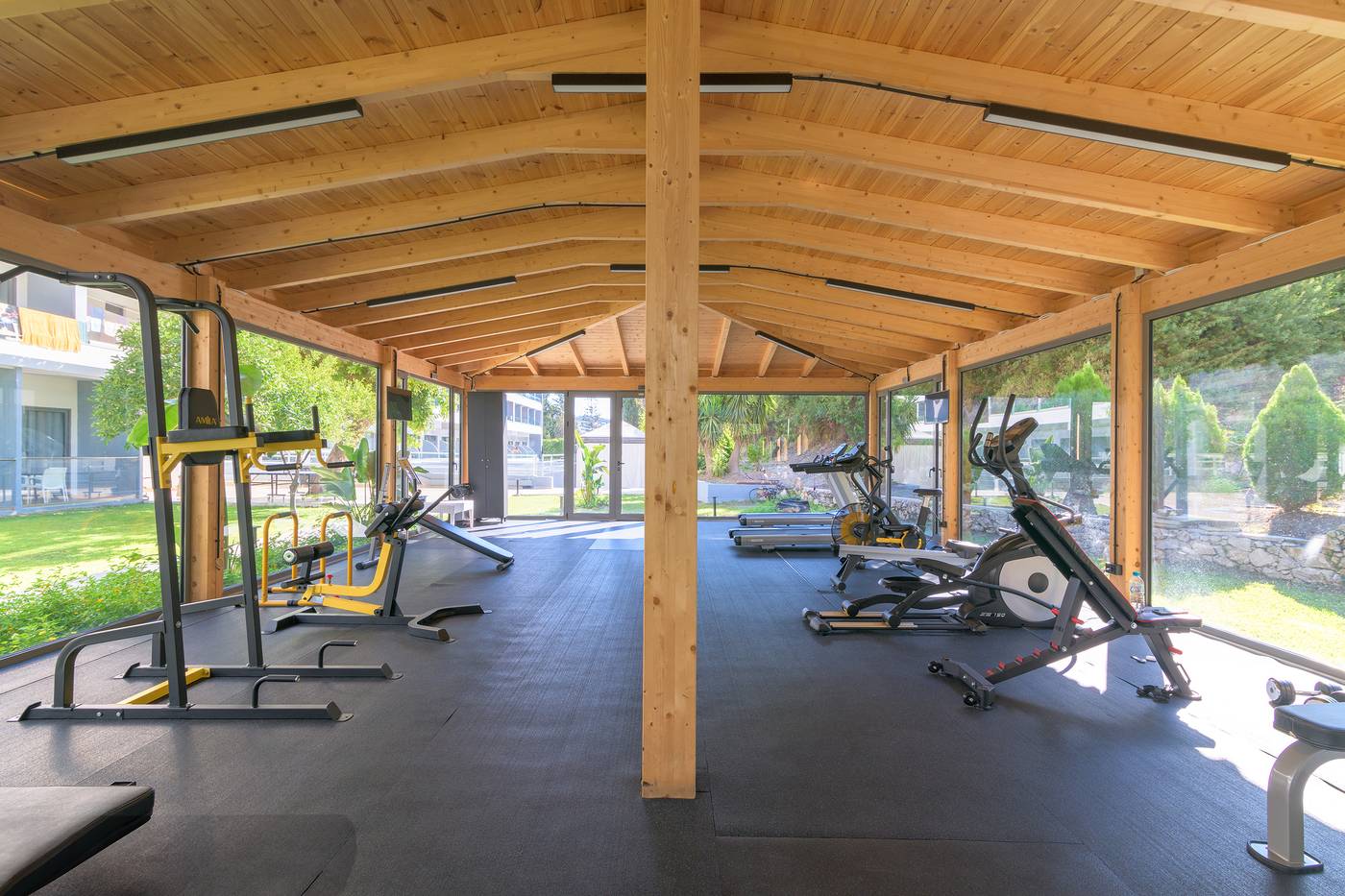 Oceanis-Sports-and-Entertainment-45