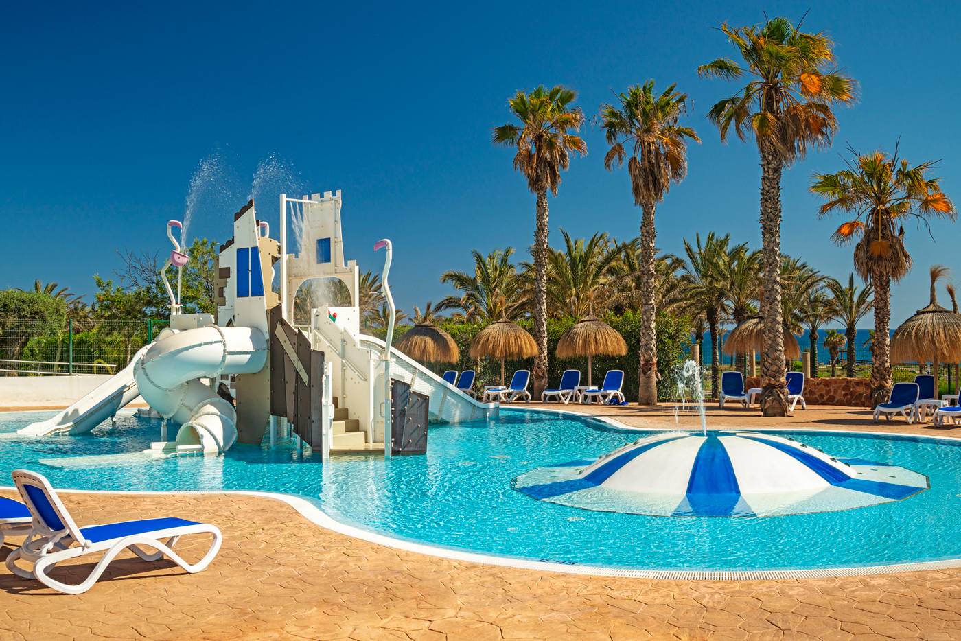 Cabogata-Garden-Pool-1