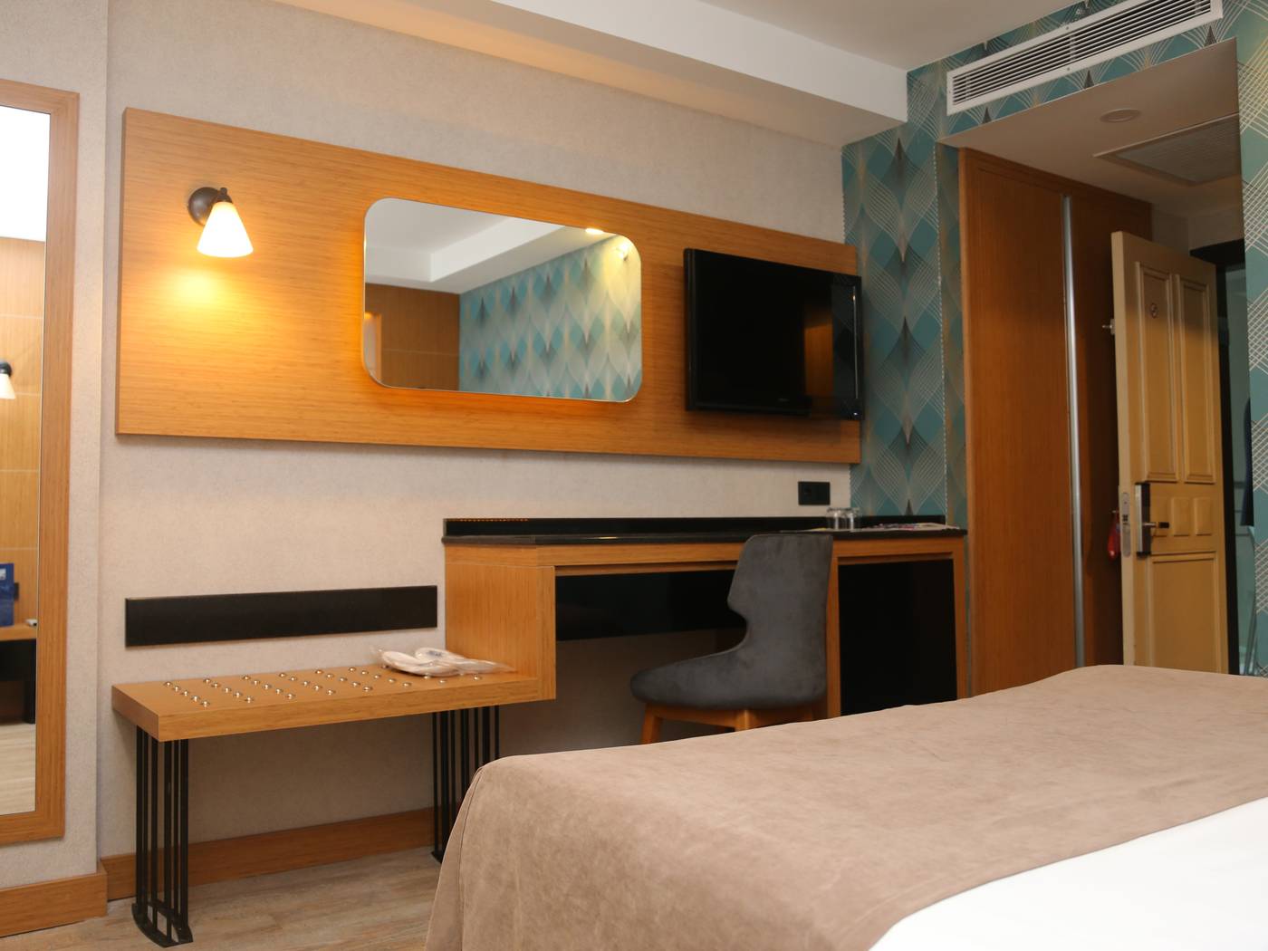 Sealife-Family-Resort-Hotel-Room-32