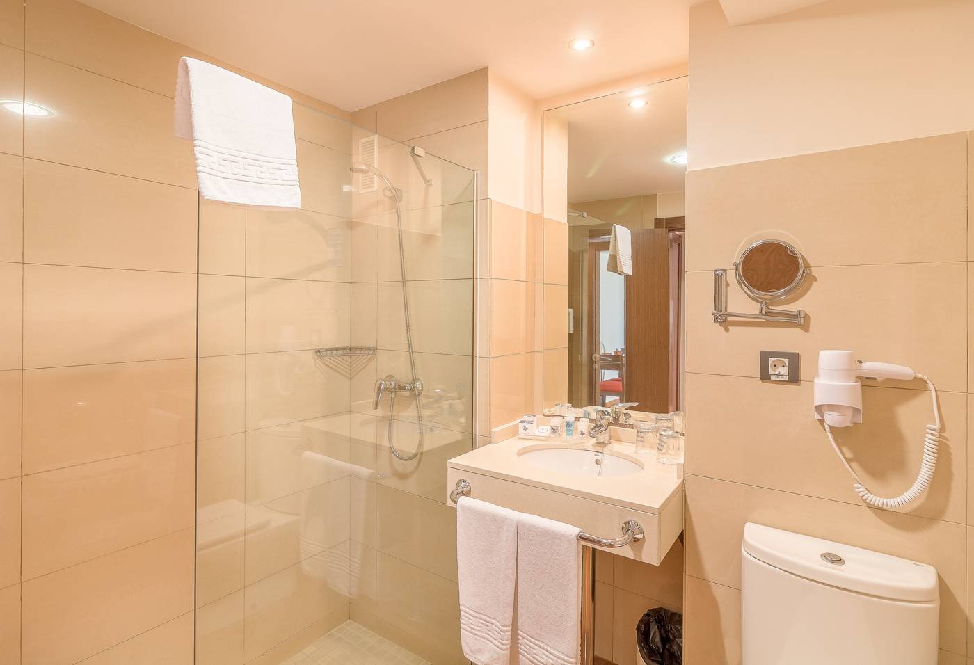 Hotel-LIVVO-Corralejo-Beach-Room-50