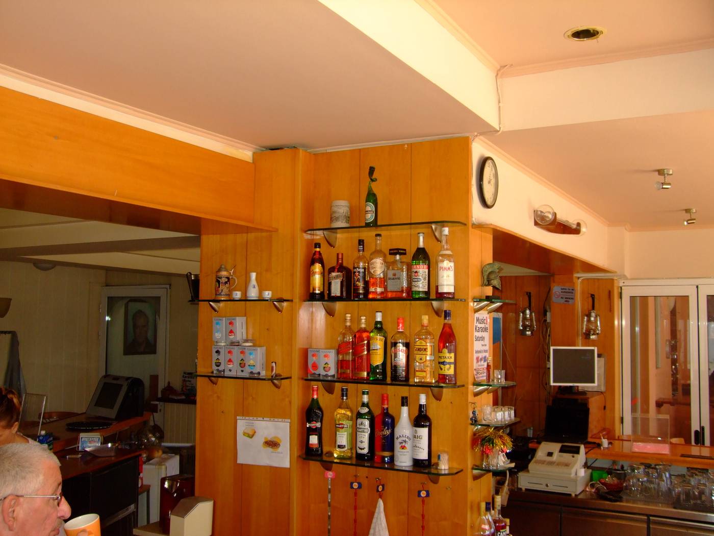 Antonios-Hotel-Bar-23