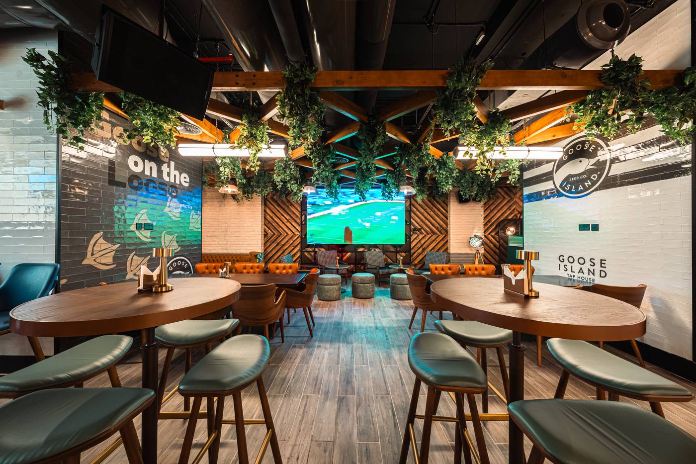 Five-Luxe-Hotel-Restaurant-37