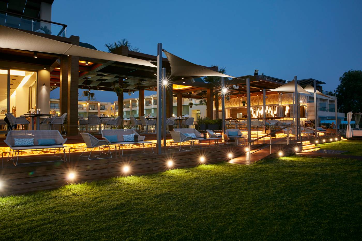 Minoa-Palace-Resort---Spa-Restaurant-15