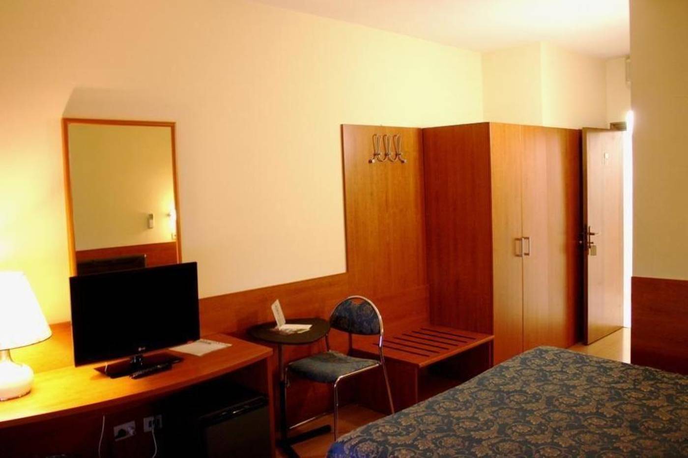 Anna Siena Nord-Italy-SIENA -Room-5