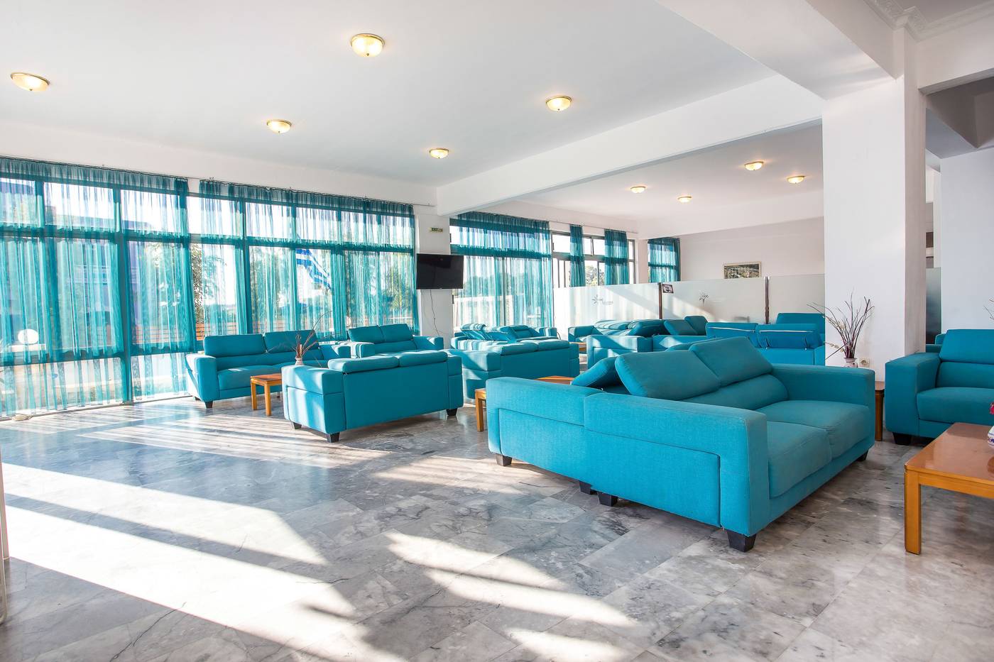 Belvita-Hotel-Lobby-55