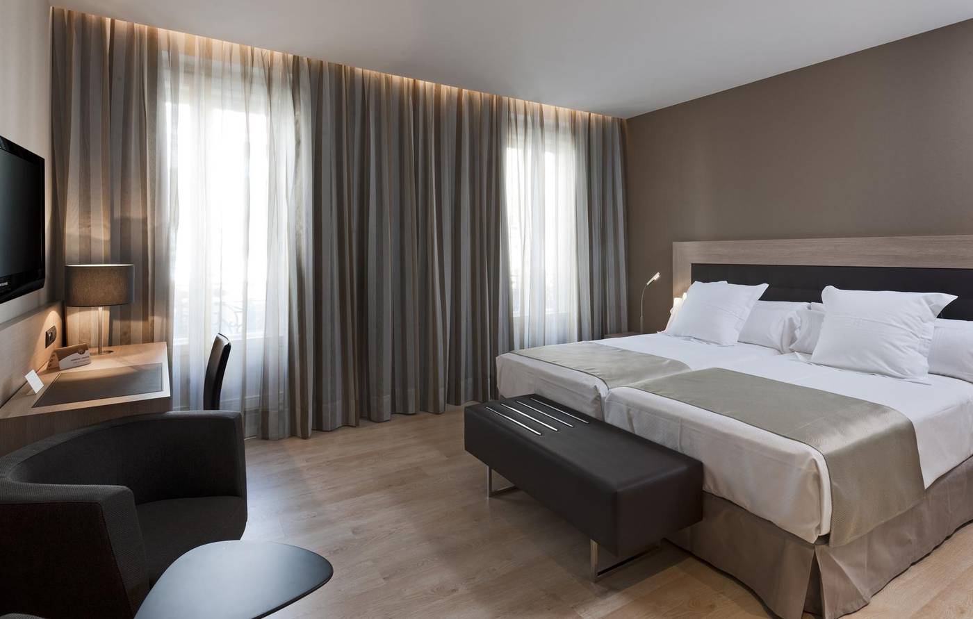 Catalonia-Plaza-Mayor-Room-31