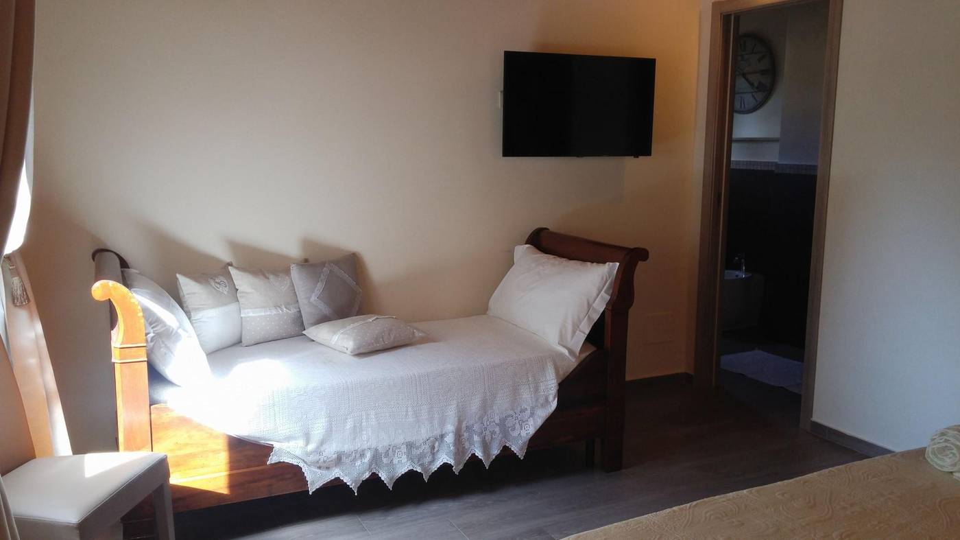 B-B-La-Bella-Lucca-Room-15