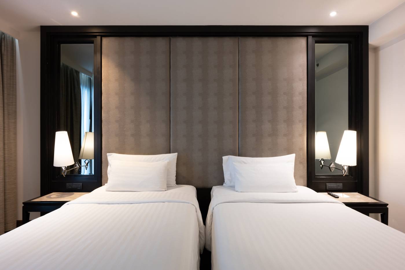 Movenpick-Hotel-Sukhumvit-15-Bangkok-Room-44