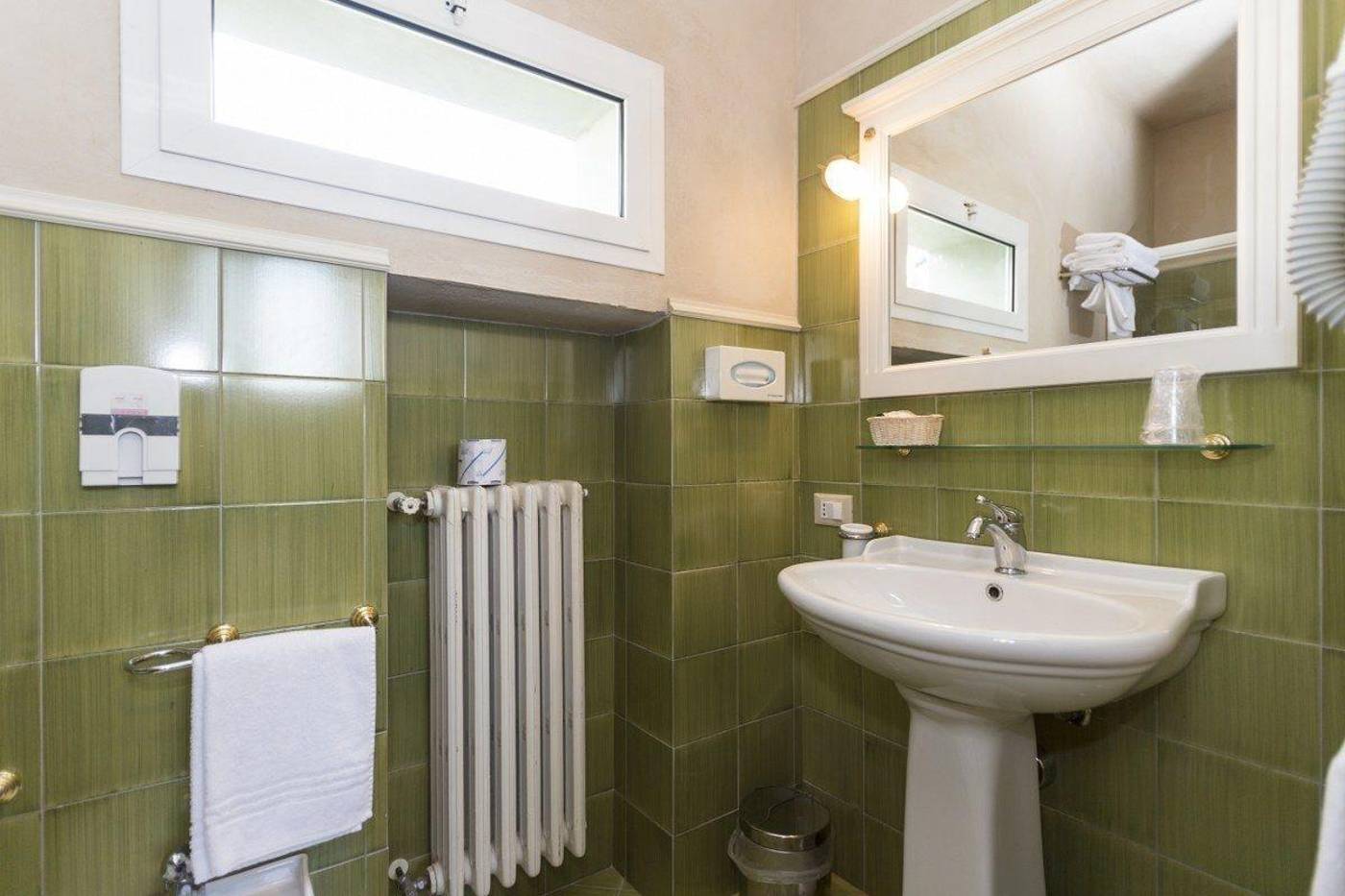 Hotel-Gennarino-Room-43