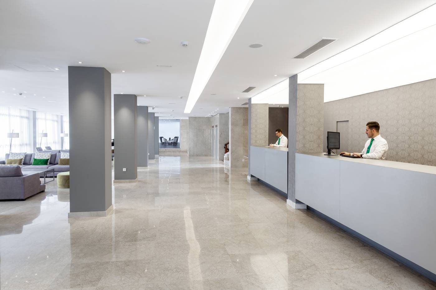 TRH-Taoro-Garden-Hotel-Lobby-24