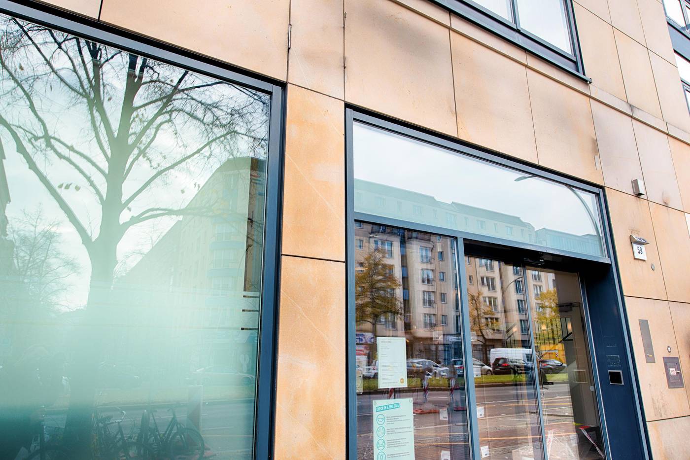 B-B-Hotel-Berlin-City-Ost-General-view-10