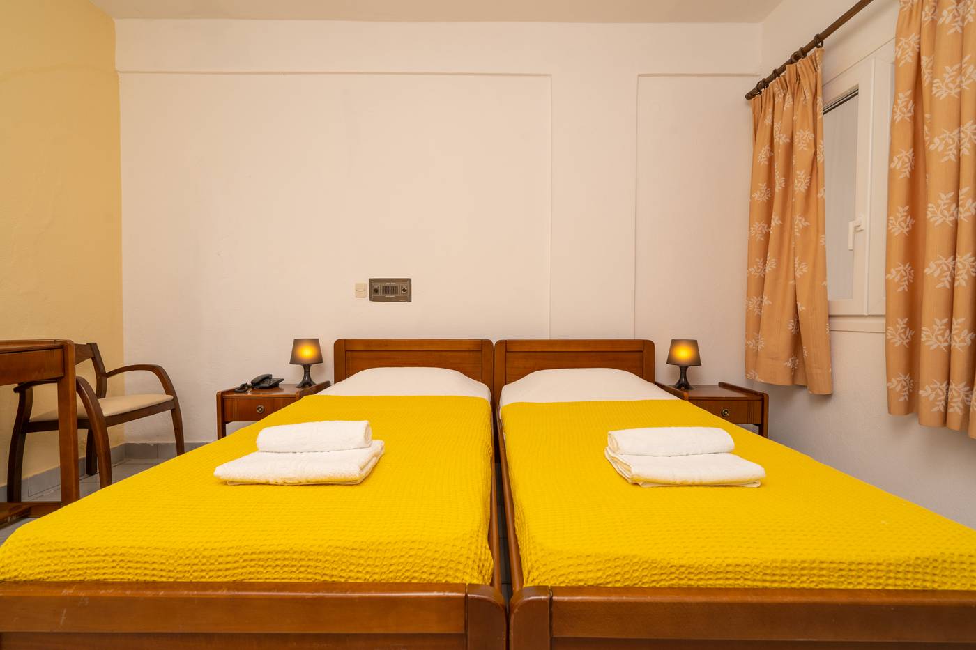 Theo-Bungalows-Room-56