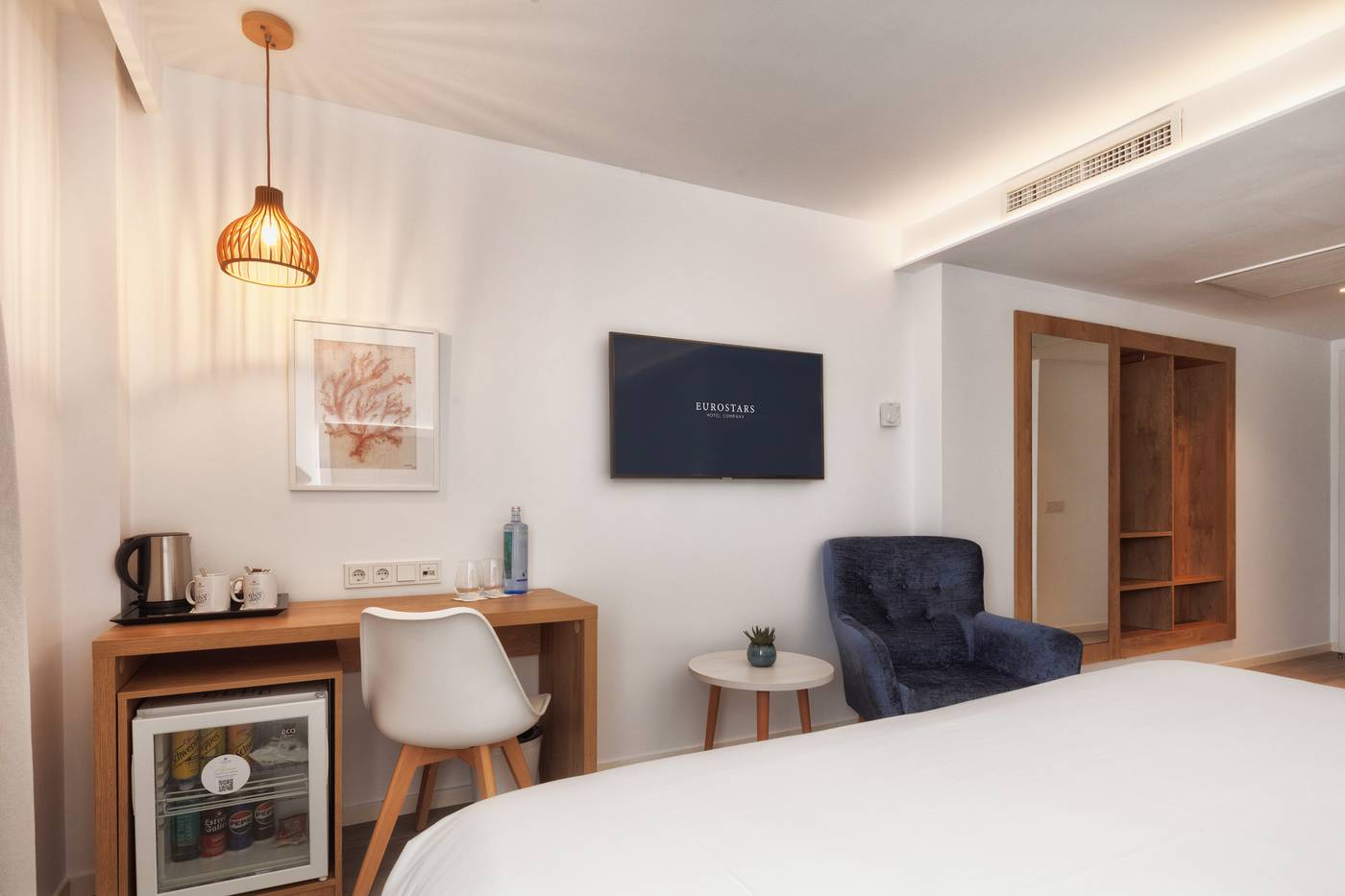 El-Puerto-Ibiza-Hotel---Spa-Room-20