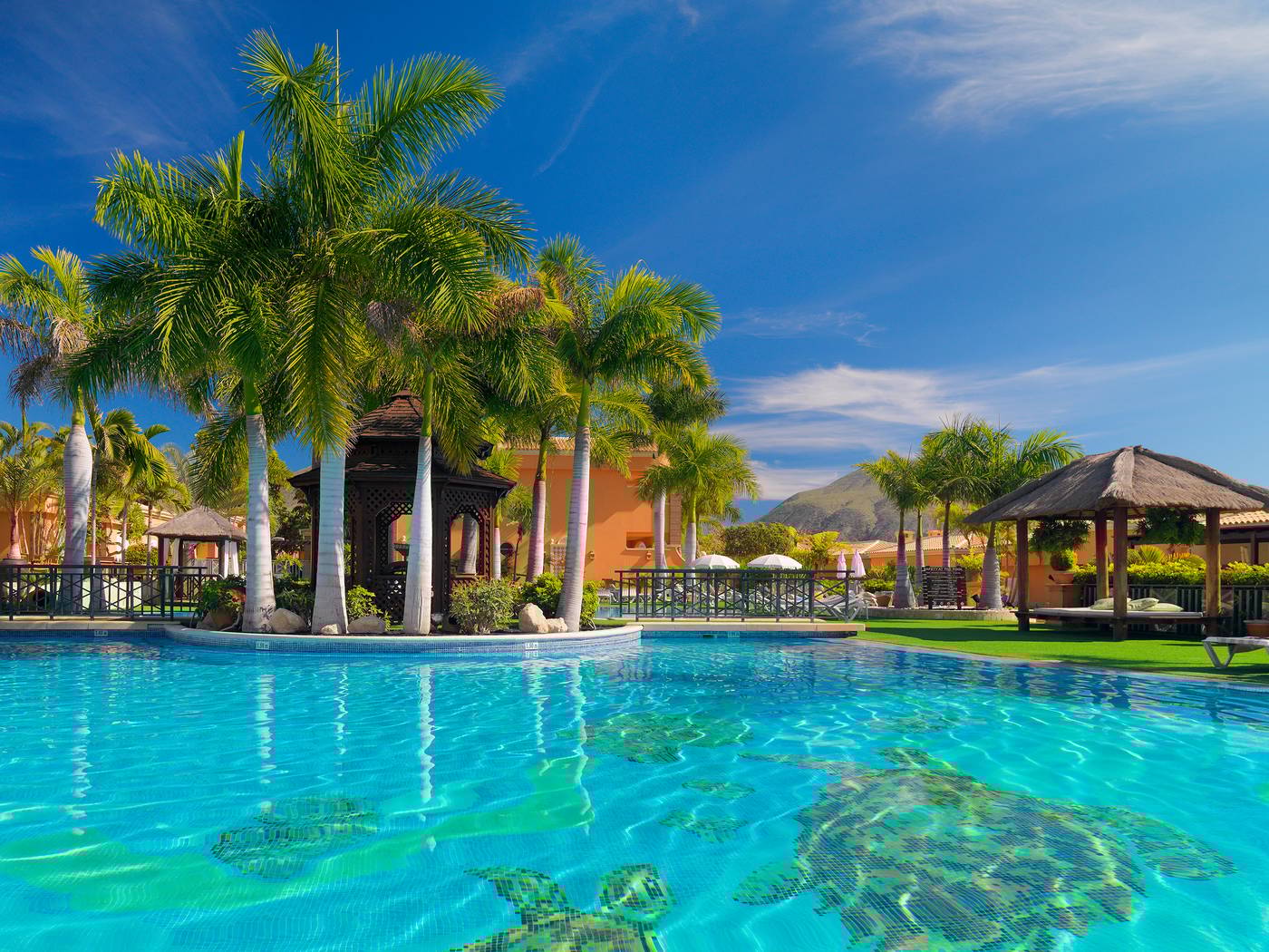 Green-Garden-Resort-and-Suites-General-view-1