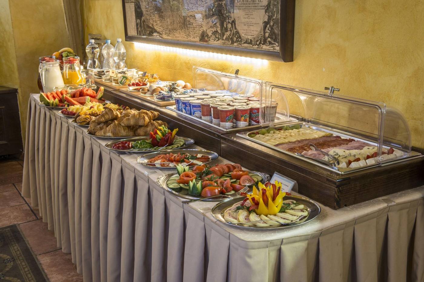 Cerny-Slon-Restaurant-21