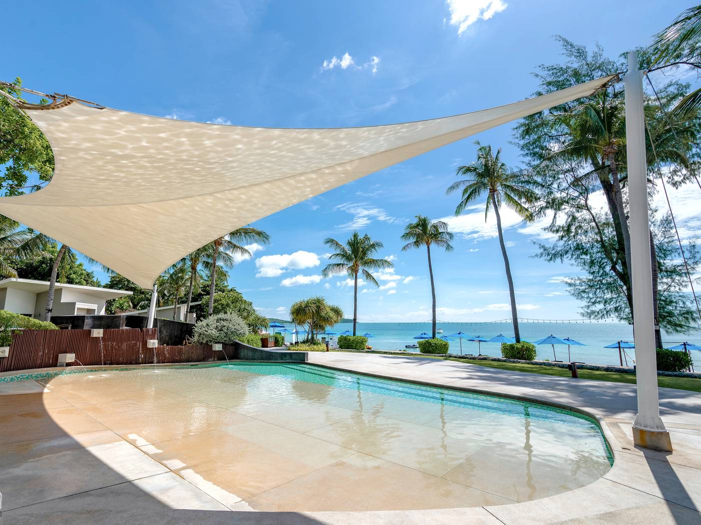 OZO-Chaweng-Samui-Pool-7