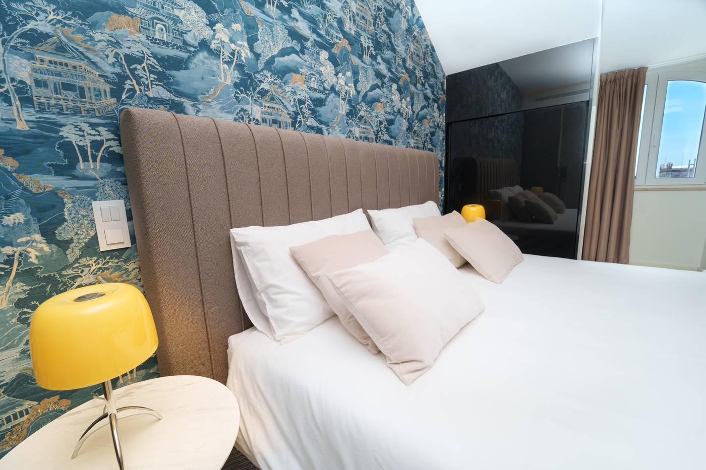 Golden-Lisbon-Hotel-Room-1