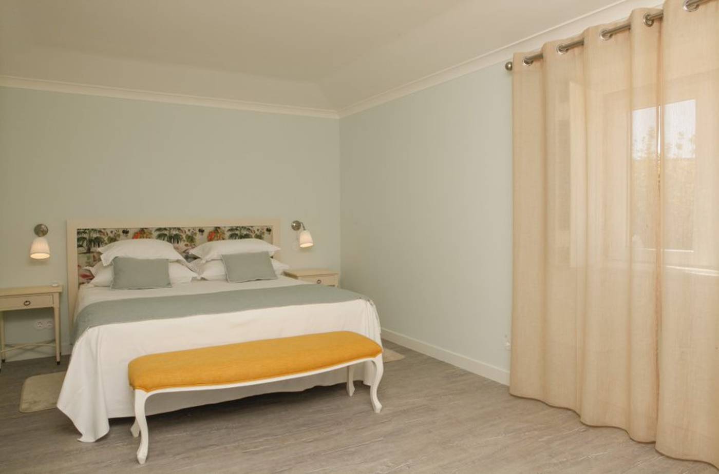 Casa-Palmela---Small-Luxury-Hotels---Villas-Room-56