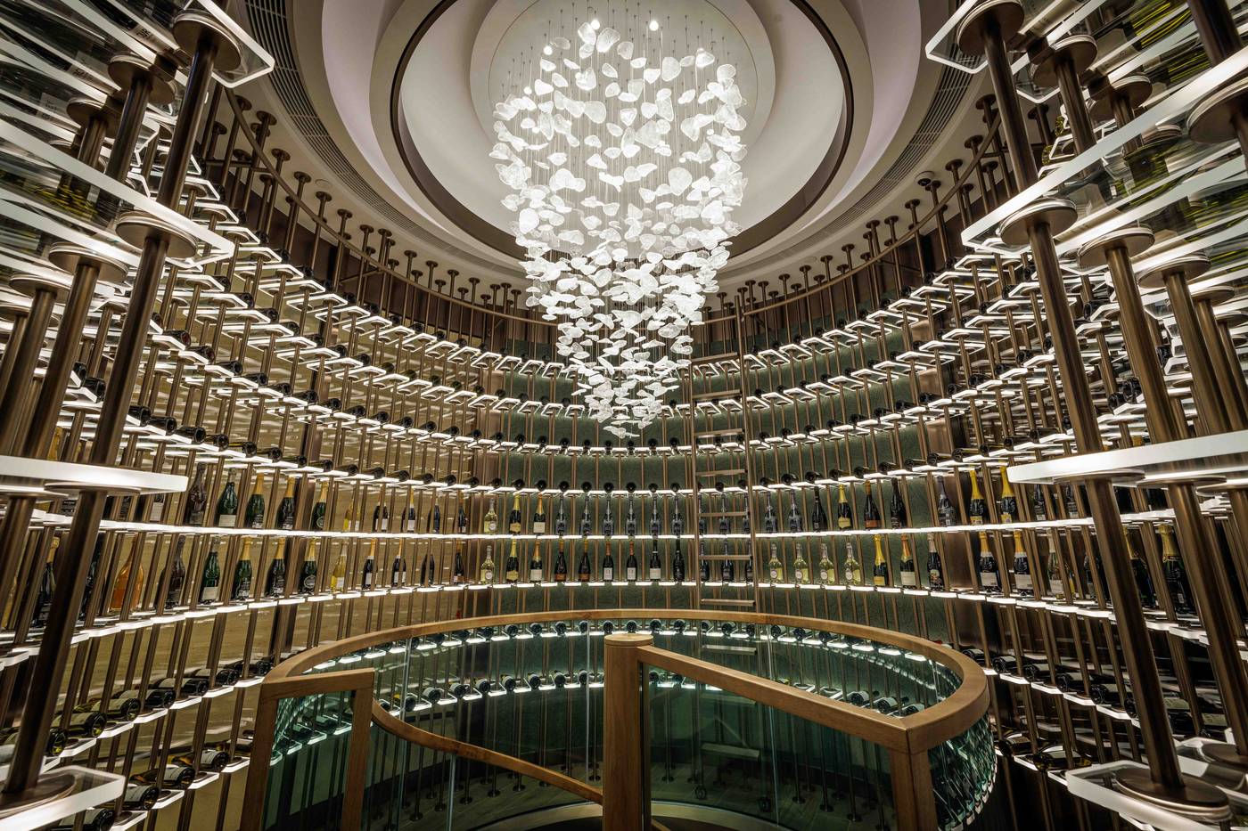 New-World-Millennium-Hong-Kong-Hotel-Restaurant-62