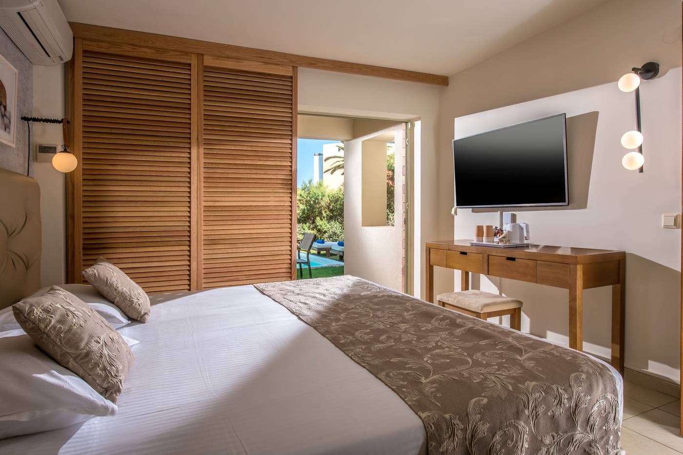 Bella-Beach-Room-25