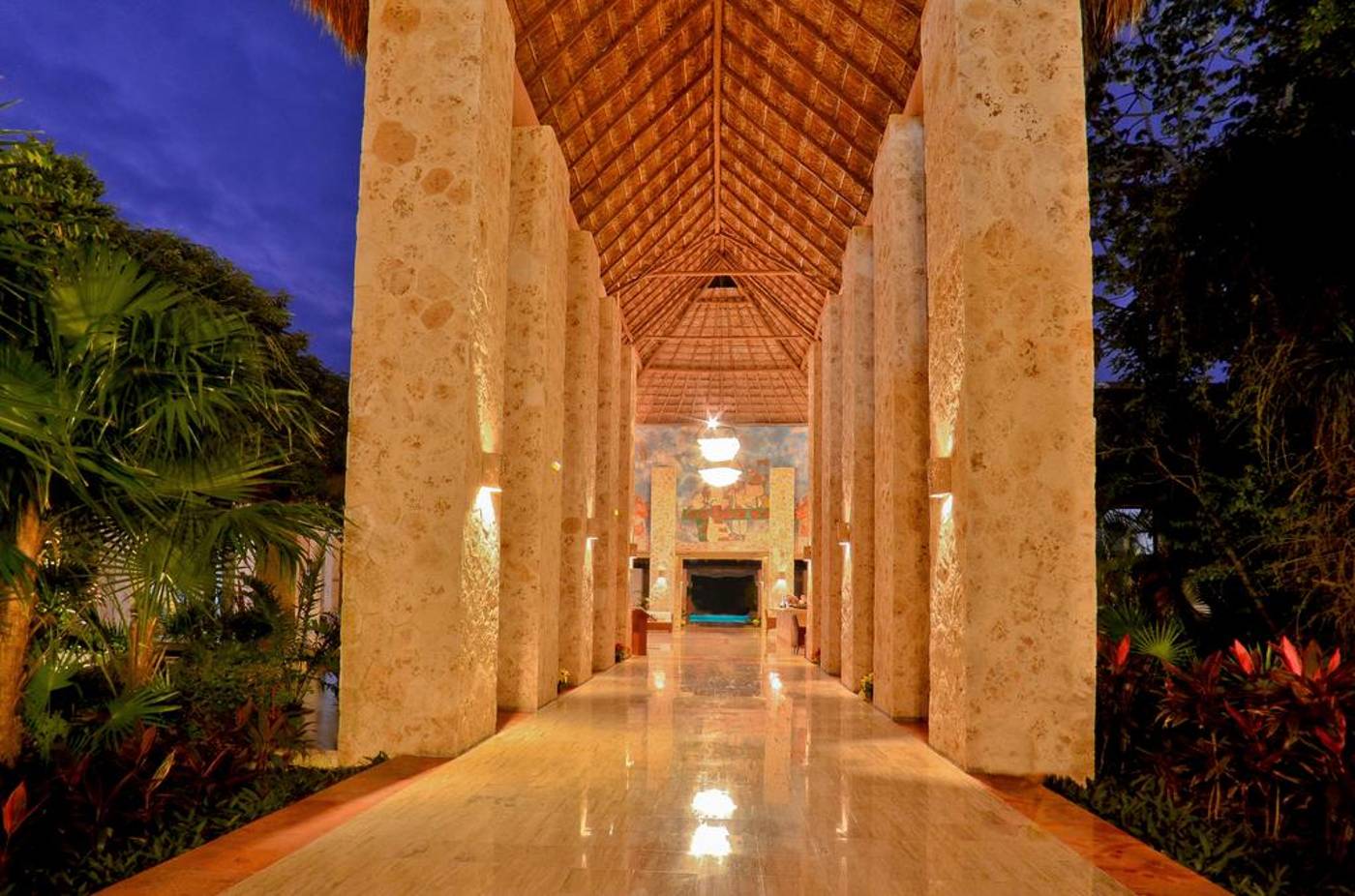 Grand Palladium White Sand Resort & Spa