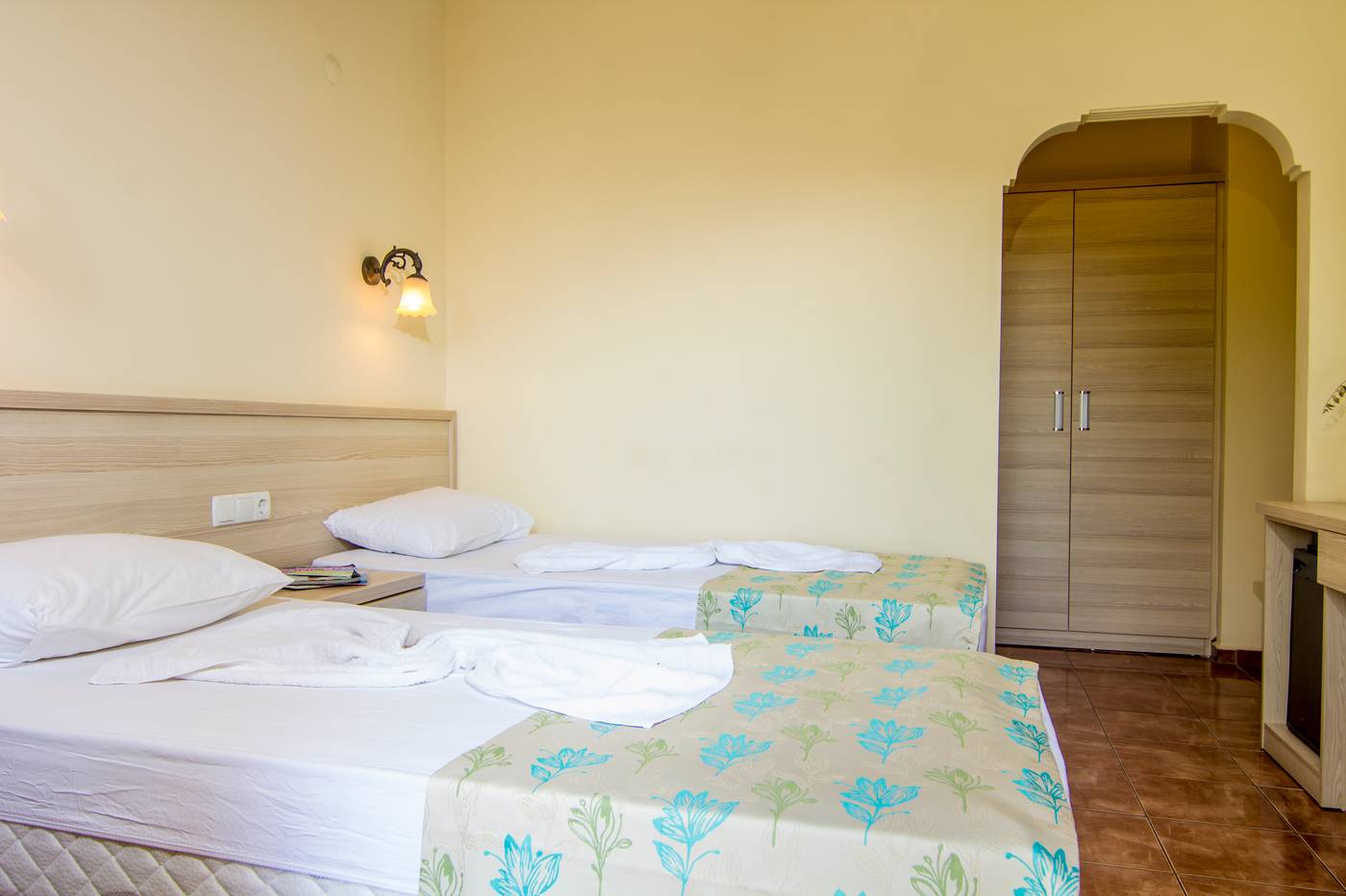 Magic-Tulip-Hotel-Room-17